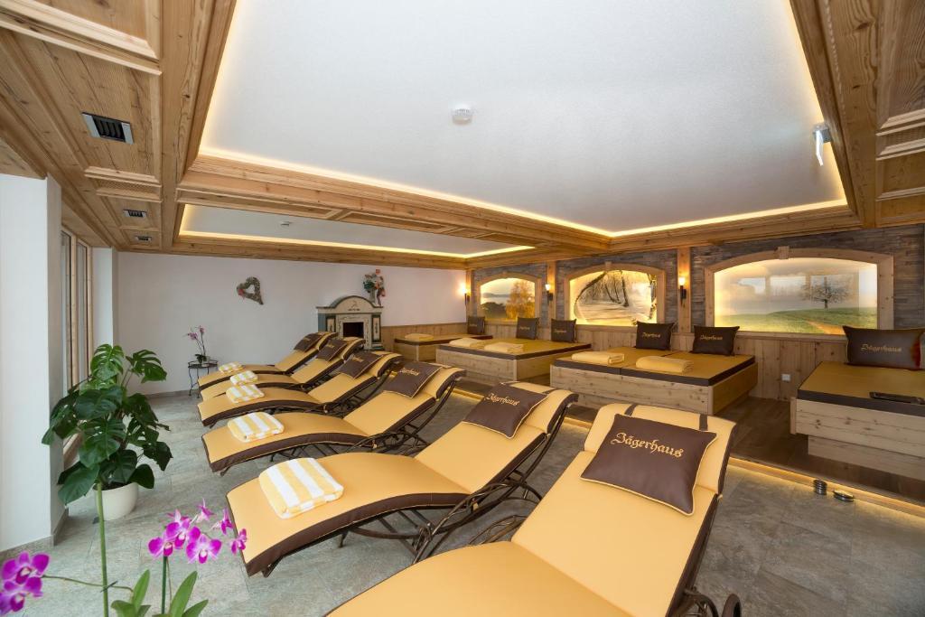 Jägerhaus Hotel 3*
